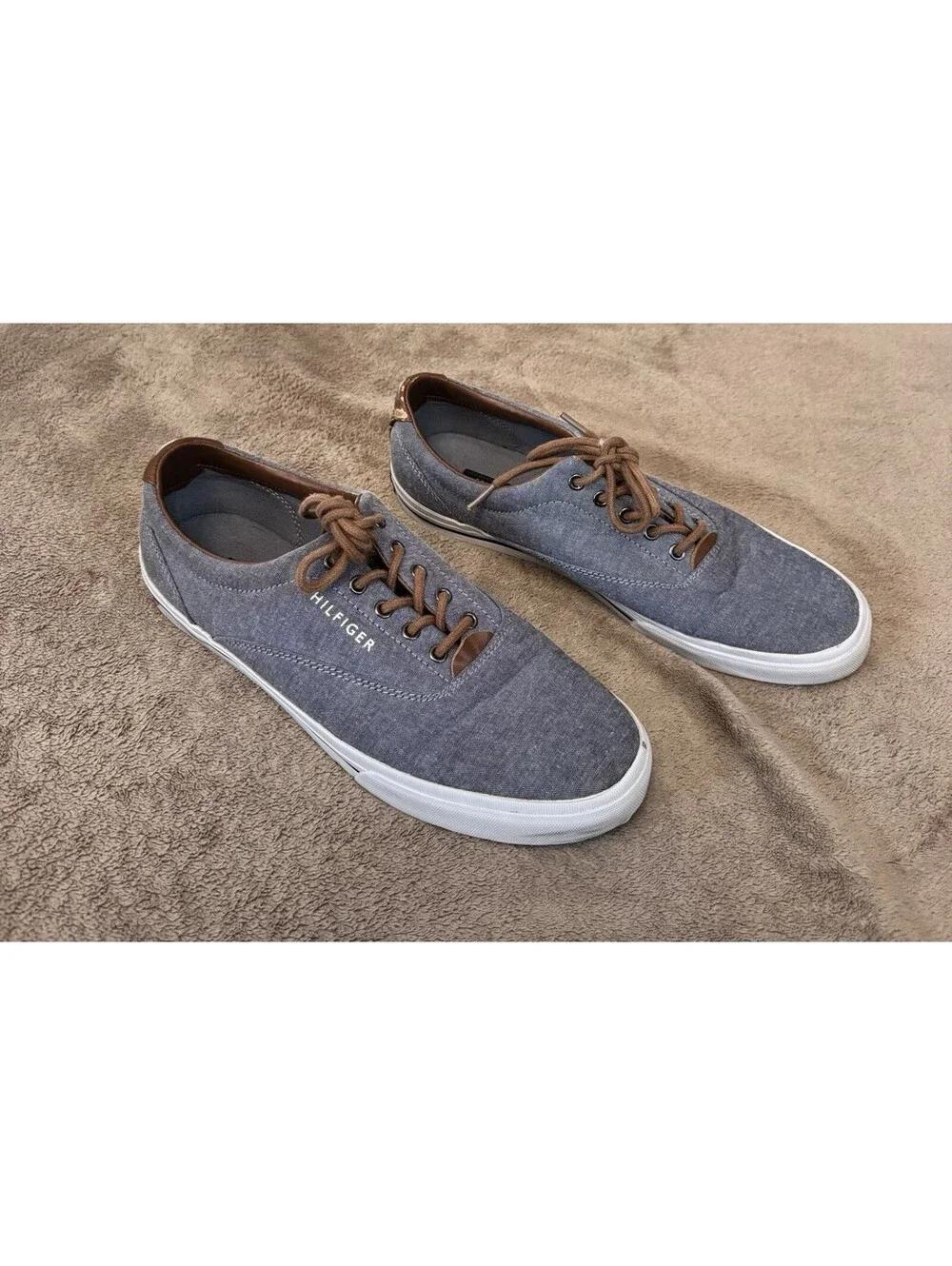 Tommy Hilfiger Phero Men’s Sneakers Gray Size 9.5 Low Top Lace Up Casual Shoes